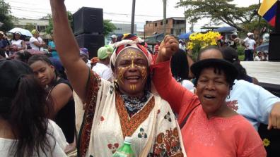 People in Buenaventura celebrate victory. Photo: Nomadesc