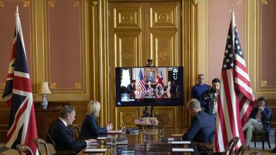 US-UK trade deal negotiations happening over video feed. Photo: Andrew Parsons / No 10 Downing Street